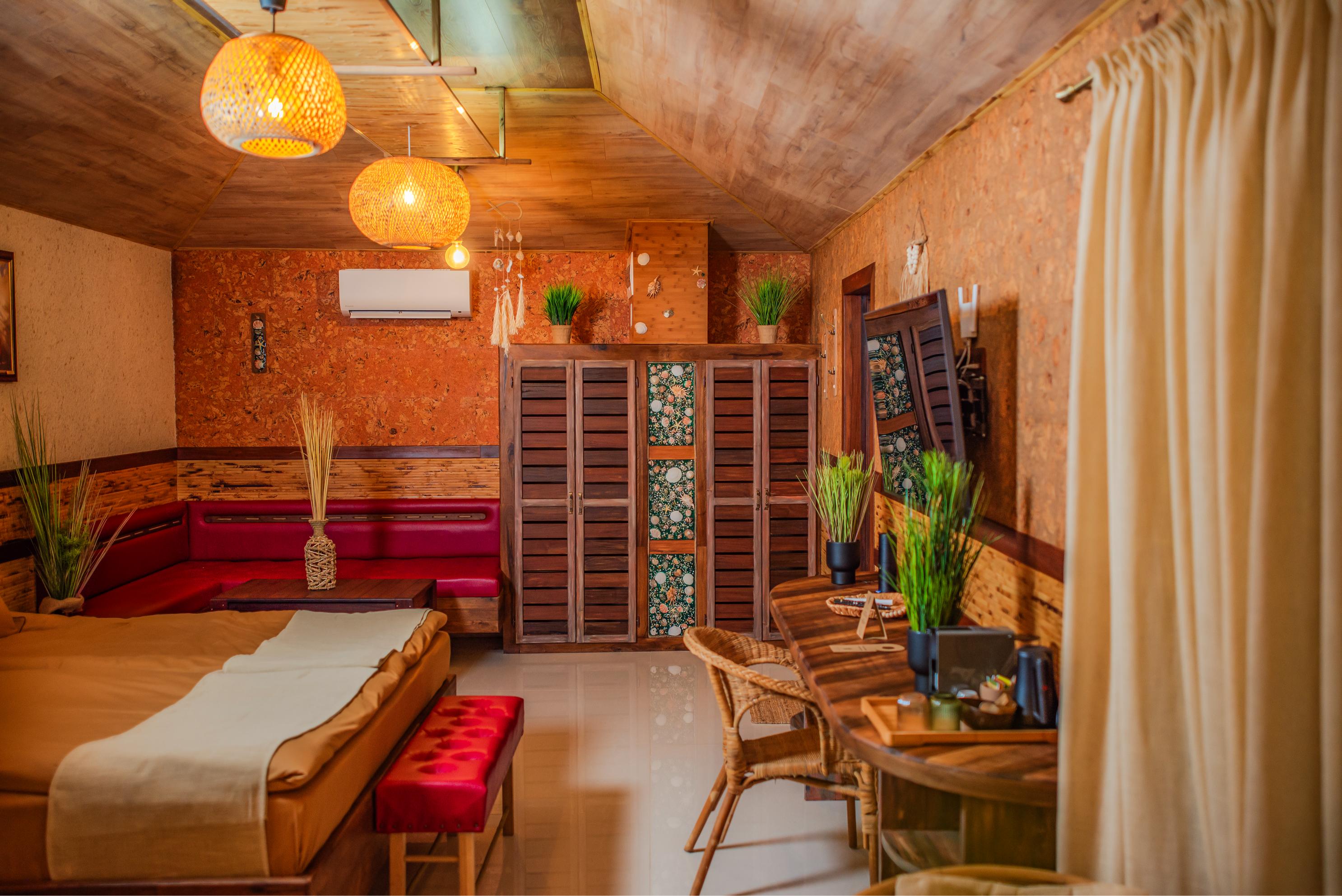 Delux Sunrise Villa 6